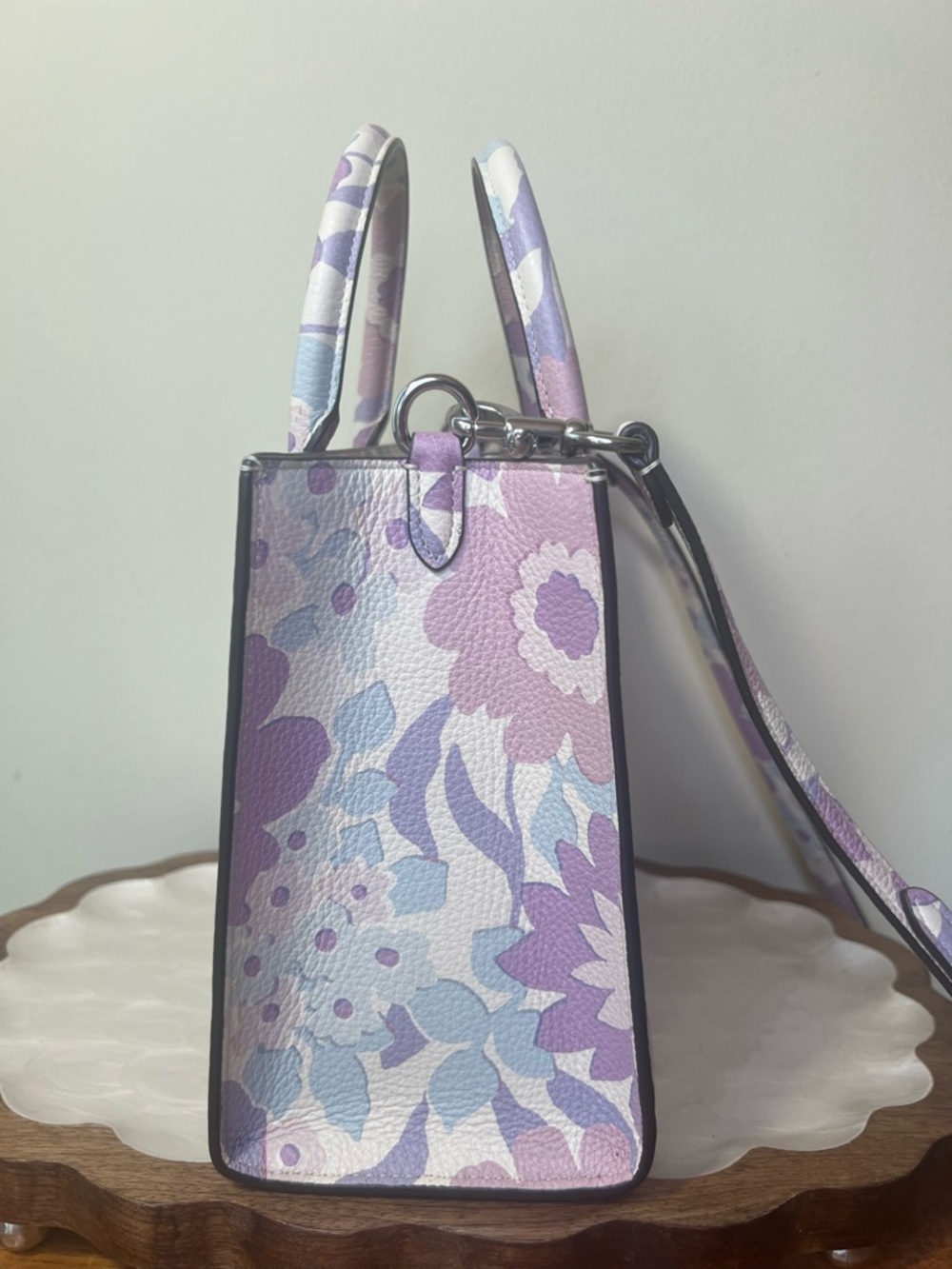Coach Maggie Small Tote Floral Print Pebbled Leather Purple Ivory Crossbody EUC - Picture 8 of 16
